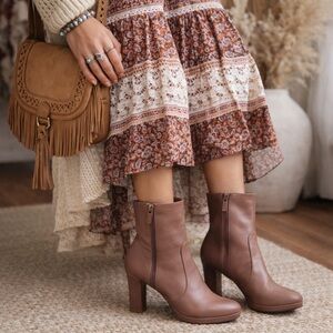 Stuart Weitzman Leather Heeled Booties